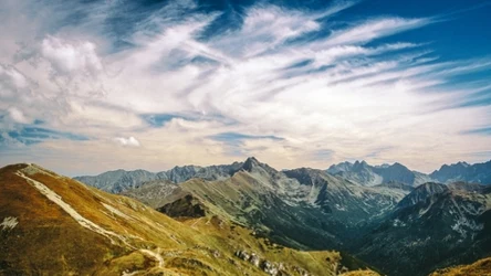 Na Czerwone Wierchy warto wybrać się początkiem jesieni