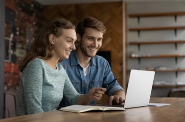 Jak bezpiecznie korzystać z karty kredytowej online?