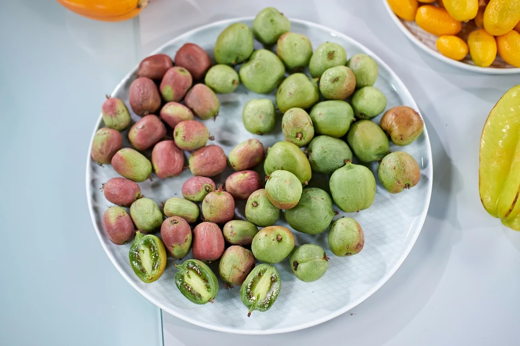 Mini kiwi – nie uwierzysz, jakie prozdrowotne właściwości kryje w środku