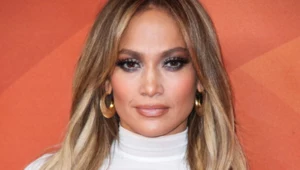 Jennifer Lopez i Beyoncé nosiły je w latach 2000. Teraz wracają i są hitem Instagrama