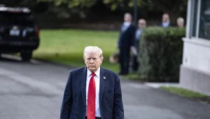 Nie pomogły brawa i klepanie po dłoniach. Trump przeżywa zawód [OPINIA]