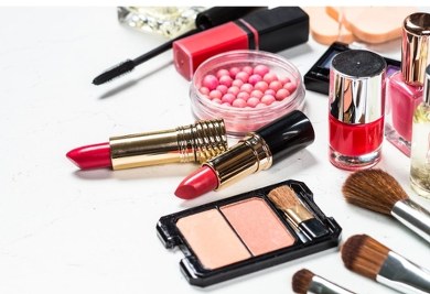 Kosmetyki w niskich cenach - lista sklepów stacjonarnych i internetowych