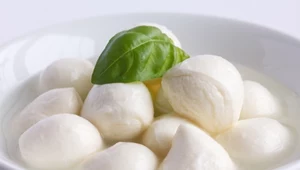 Co zrobić z wodą z mozzarelli? To prawdziwa witaminowa bomba 