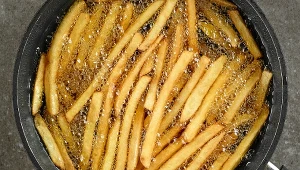 Idealne, chrupiące frytki zaczynają się od właściwego tłuszczu