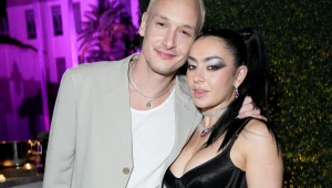 Charli xcx i jej mąż George Daniel