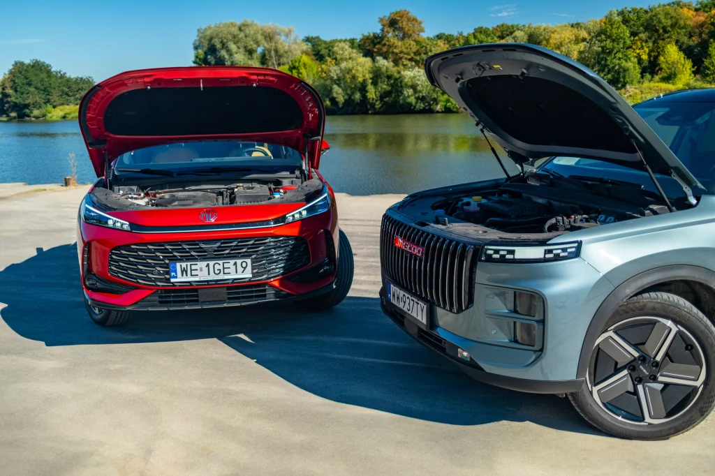 MG HS i Jaecoo 7 w wersji plug-in mają podobne układy napędowe, ale jeżdzą zupełnie inaczej MG HS i Jaecoo 7 w wersji plug-in mają podobne układy napędowe, ale jeżdzą zupełnie inaczej