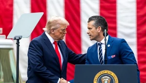 Prezydent USA Donald Trump i sekretarz obrony Pete Hegseth 