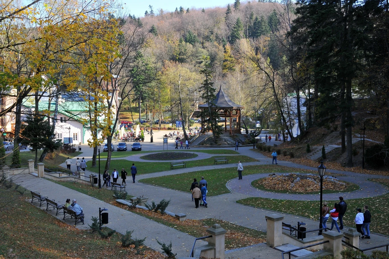 Iwonicz-Zdrój zachwyca walorami uzdrowiskowymi i architektonicznymi. 
