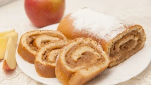 Jesienne ciasto siostry Anastazji. Lepszej rolady w życiu nie jadłam