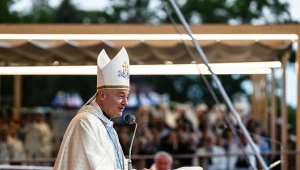 Biskup sosnowiecki Artur Ważny