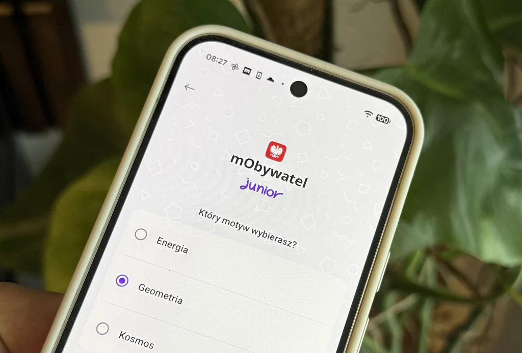 mObywatel Junior dostępny. Cyfrowa legitymacja szkolna na smartfonie.