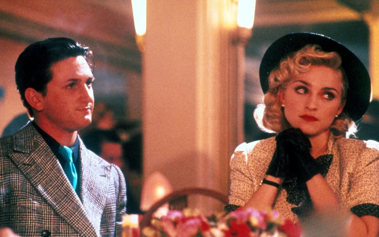 Sean Penn i Madonna na planie wspólnego filmu w 1986 roku
