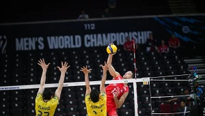 W trakcie meczu Serbia - Brazylia doszło do kuriozalnej sytuacji. W trakcie jednej z akcji Serbowie grali z przewagą jednego zawodnika