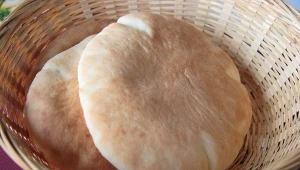 Ta pita smakuje lepiej, niż z greckiej restauracji. Znajomi ją pokochają