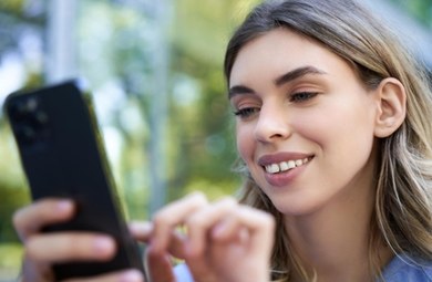 Telefon w pakiecie z abonamentem – jaki model wybrać?