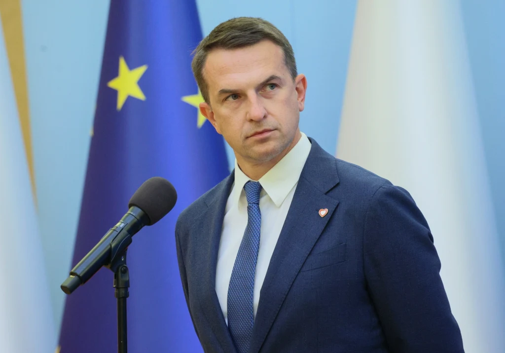 Rzecznik rządu Adam Szłapka: Stanowisko Polski ws. Zielonego Ładu i ETS2 jest jasne - priorytetem jest konkurencyjność polskiej gospodarki