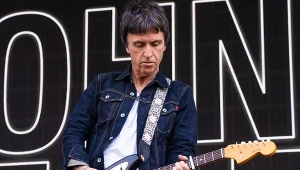 Johnny Marr apeluje do firmy kurierskiej o odzyskanie zamówionych gitar