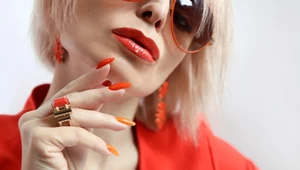 Burnt Orange. Paznokcie w kolorze jesiennej elegancji