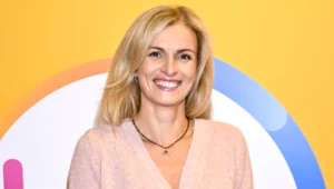 Miodowe mikstury, które stawiają na nogi. Dietetyczka Justyna Mizera podpowiada, jak w pełni wykorzystać potencjał pszczelego daru