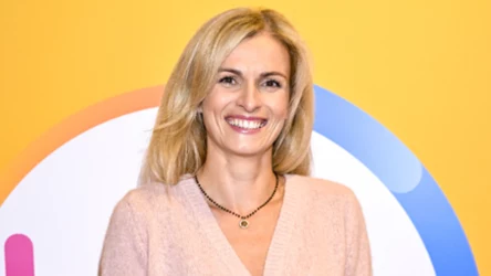 Miodowe mikstury, które stawiają na nogi. Dietetyczka Justyna Mizera podpowiada, jak w pełni wykorzystać potencjał pszczelego daru