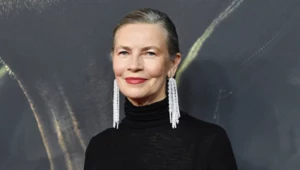 Lidia Popiel w efektownej stylizacji na premierze filmu. Fotografka połączyła minimalizm z nutą awangardy 