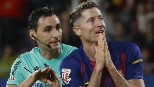 "Lewy" dostał drugą szansę. Pokerowa zagrywka Flicka. Barcelona triumfuje