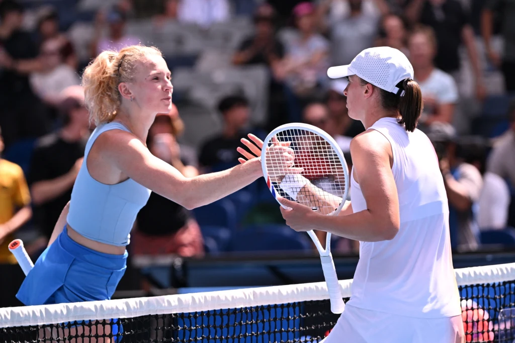 Katerina Siniakova (z lewej) po raz piąty została najlepszą deblistką świata w całym sezonie Katerina Siniakova (z lewej) po raz piąty została najlepszą deblistką świata w całym sezonie