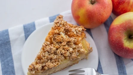 Owsianą szarlotkę możesz non stop jeść na diecie. 