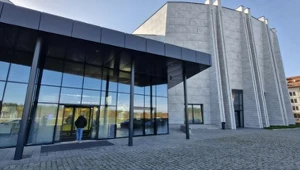 Dał miliony fundacji ojca Rydzyka. Jest zawiadomienie do prokuratury
