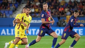 Barcelona postanowiła ws. przyszłości gwiazdora, Lewandowski musi czekać