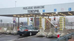 Polscy kierowcy utknęli na granicy z Białorusią. Firmy liczą straty