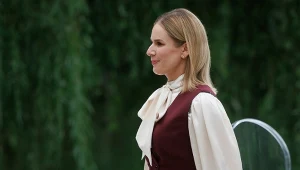 Wysiadła z samolotu i skupiła na sobie uwagę. Nawrocka błyszczy w USA