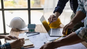 Oprócz standardowego wynagrodzenia pracownicy otrzymują liczne benefity, np. elastyczny czas pracy