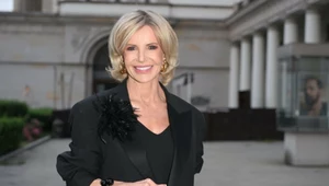 Wyszła i skupiła wzrok zebranych na dekolcie. Gwiazda zachwyca w operze