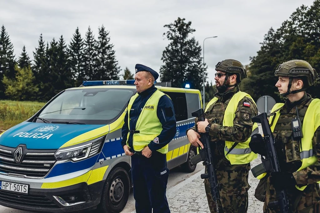 Wojsko na drogach w całym kraju | Fot. Dowództwo Generalne Rodzajów Sił Zbrojnych @Facebook 