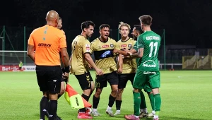 Piłkarze Polonii Warszawa w meczu ligowym z Puszczą Niepołomice, 20.09.2025 r.