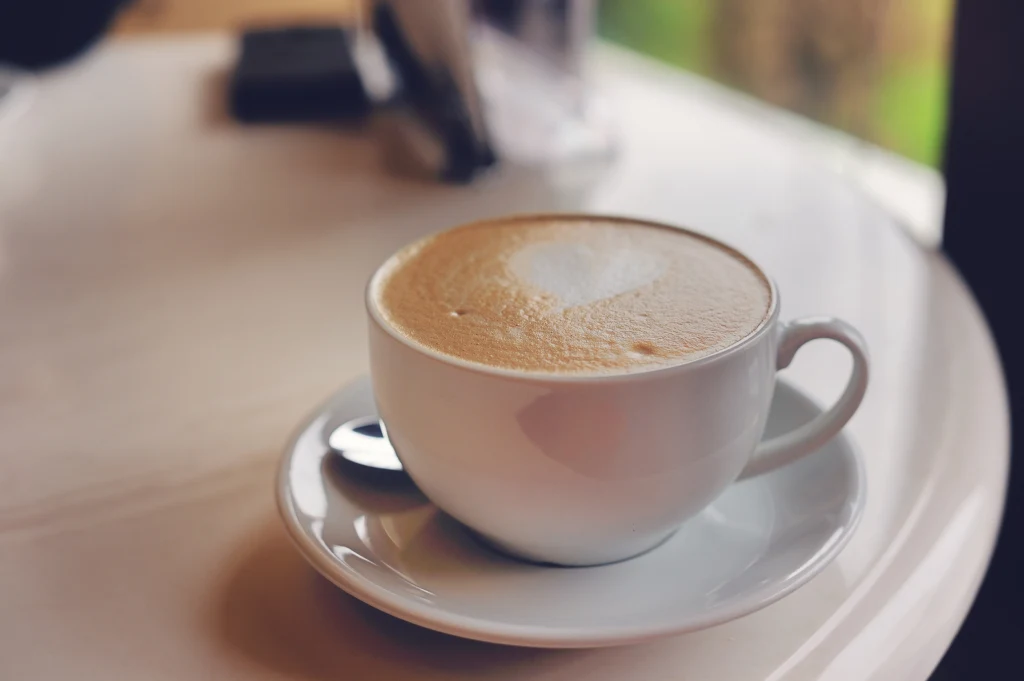 Łapie cię przeziębienie? Sięgnij po kawowy napój
