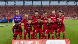 Ekstraklasa: milionerzy wydają krocie, a kluby zawodzą. To nie przypadek