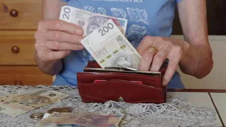 O jakiej obowiązkowej opłacie należy pamiętać?