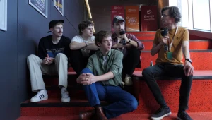 "LARP. Miłość, trolle i inne questy". Gwiazdy filmu polecają Martina Scorsese i pytają, czy fajnie mieć pelerynę