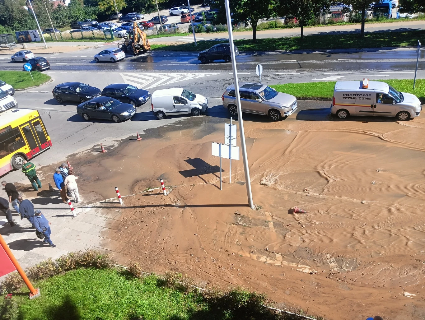 Kielce. Awaria wodocigu na Krakowskiej. Ostrzeenie dla mieszkacw ...