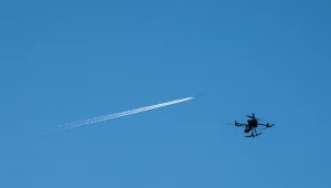 Nocny incydent nad bazą wojskową. Francuska armia zlokalizowała drony
