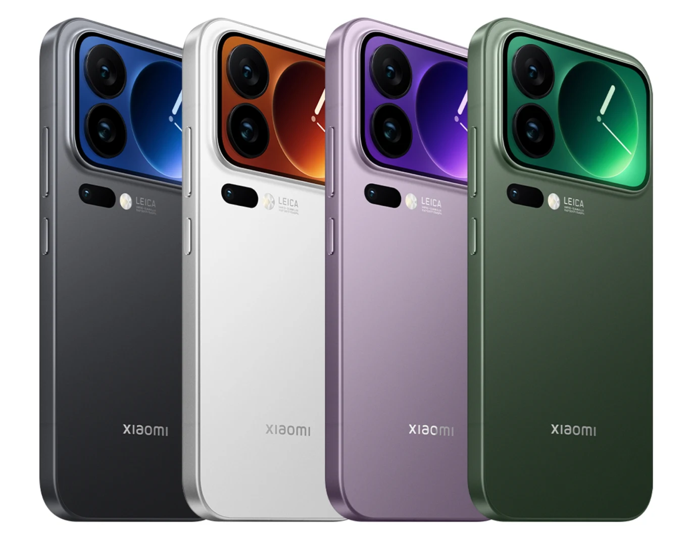 Cztery smartfony Xiaomi ustawione obok siebie w rzędzie, każdy w innym kolorze obudowy: czarnym, srebrnym, fioletowym i zielonym. Na tylnych panelach widoczne są podwójne aparaty fotograficzne z wyraźnymi ramkami oraz logo marki.