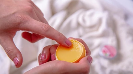 Maść z żyworódki to naturalny produkt na wiele dolegliwości