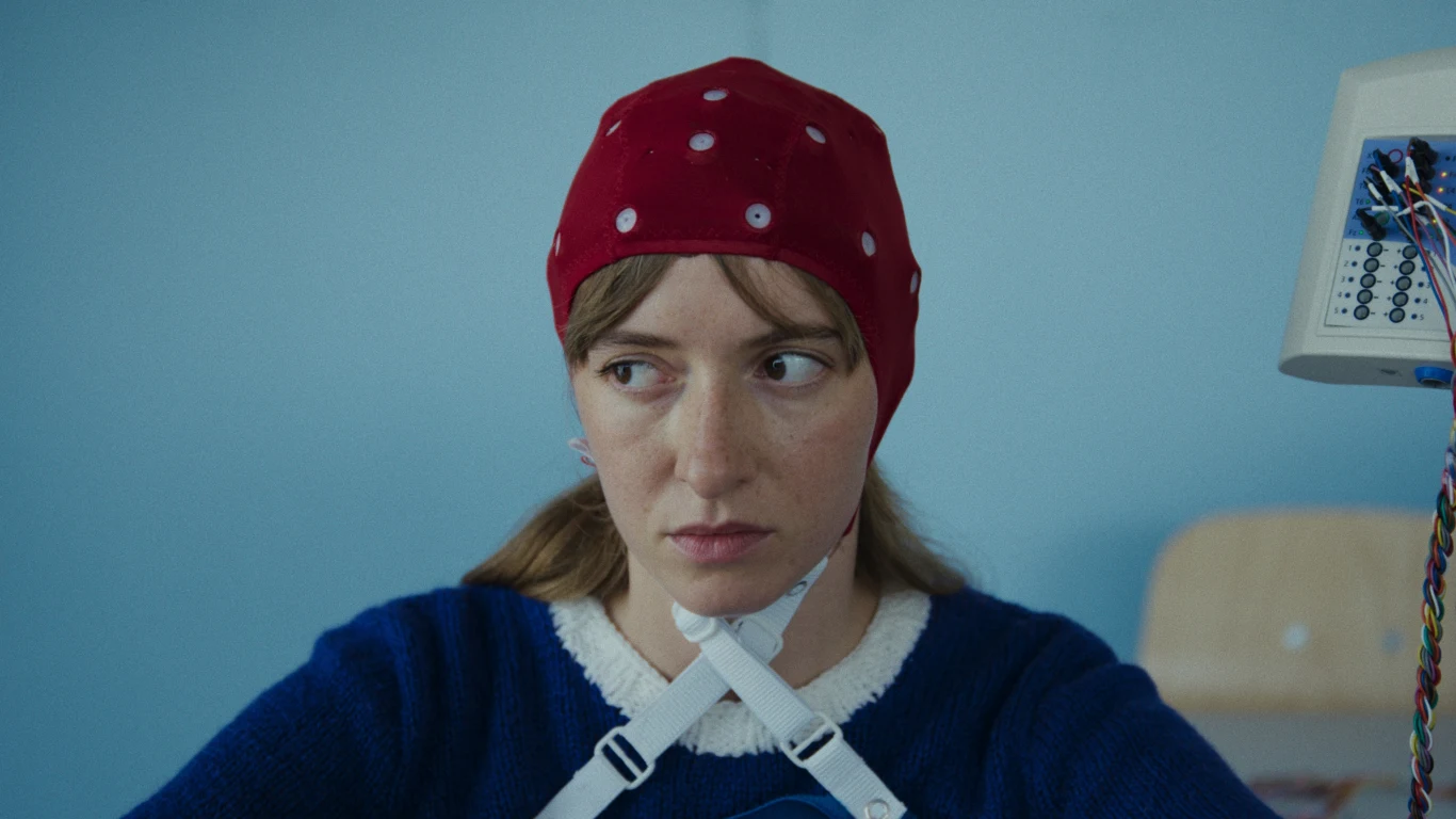 Izabella Dudziak w filmie "Nie ma duchów w mieszkaniu na Dobrej"