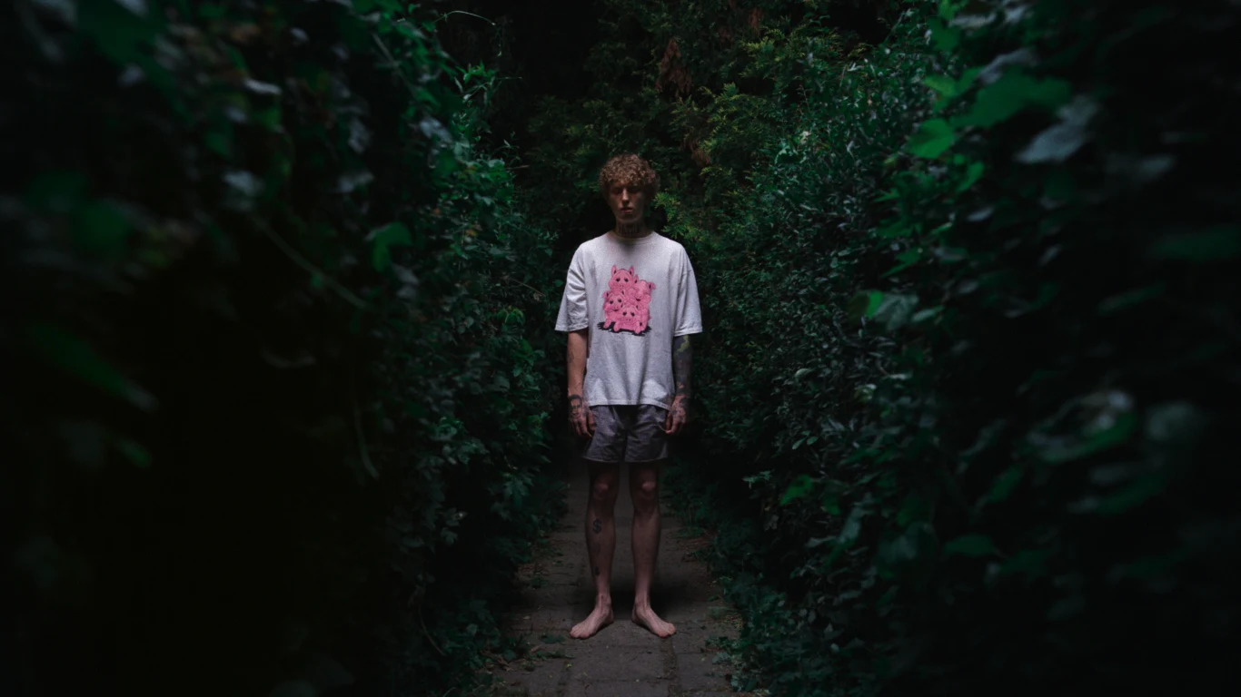 Tymoteusz "Szczyl" Rożynek w filmie "Nie ma duchów w mieszkaniu na Dobrej"