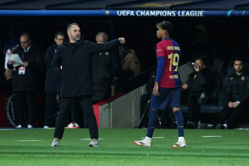 Lamine Yamal i Hansi Flick Lamine Yamal wraca do zdrowia