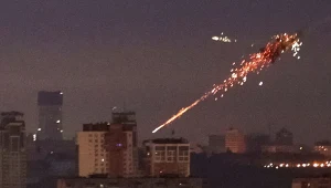 Atak Rosji na Kijów. Uszkodzony budynek polskiej ambasady