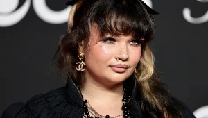 Lola Young zasłabła na scenie podczas koncertu