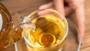 Dodatek imbiru do zielonej herbaty zmienia jej właściwości 